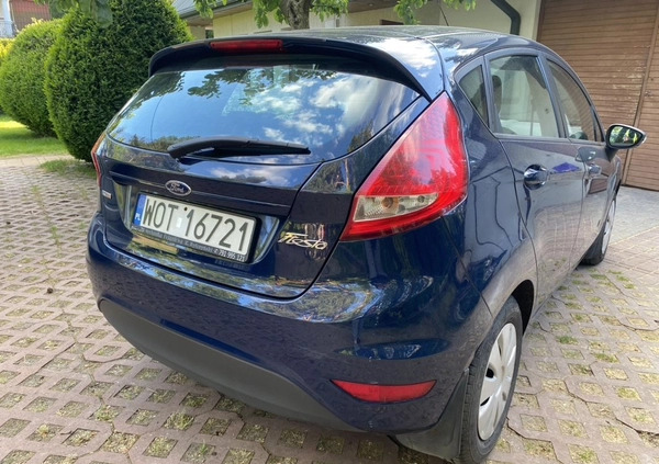 Ford Fiesta cena 9600 przebieg: 266250, rok produkcji 2010 z Józefów małe 46